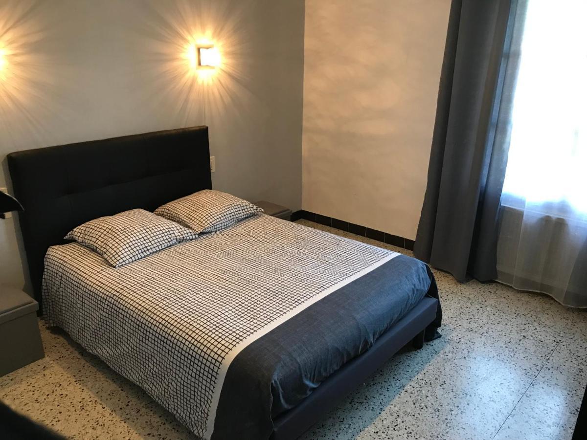 Appartement Tout Confort Avec Parking Ferme Arles Exterior photo