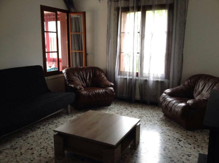 Appartement Tout Confort Avec Parking Ferme Arles Exterior photo