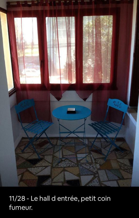 Appartement Tout Confort Avec Parking Ferme Arles Exterior photo